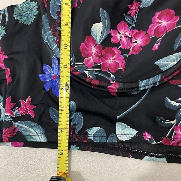 Torrid Swimsuit Top One Piece Floral Tropical Pattern Women 3X - Picture 11 of 11